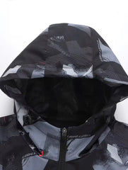 CHAQUETA ROMPEVIENTOS PARA HOMBRE.