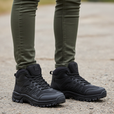 Bota caña corta Negra dama.