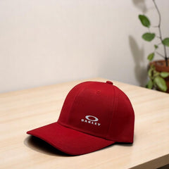 BOTA OAKELY + Gorra