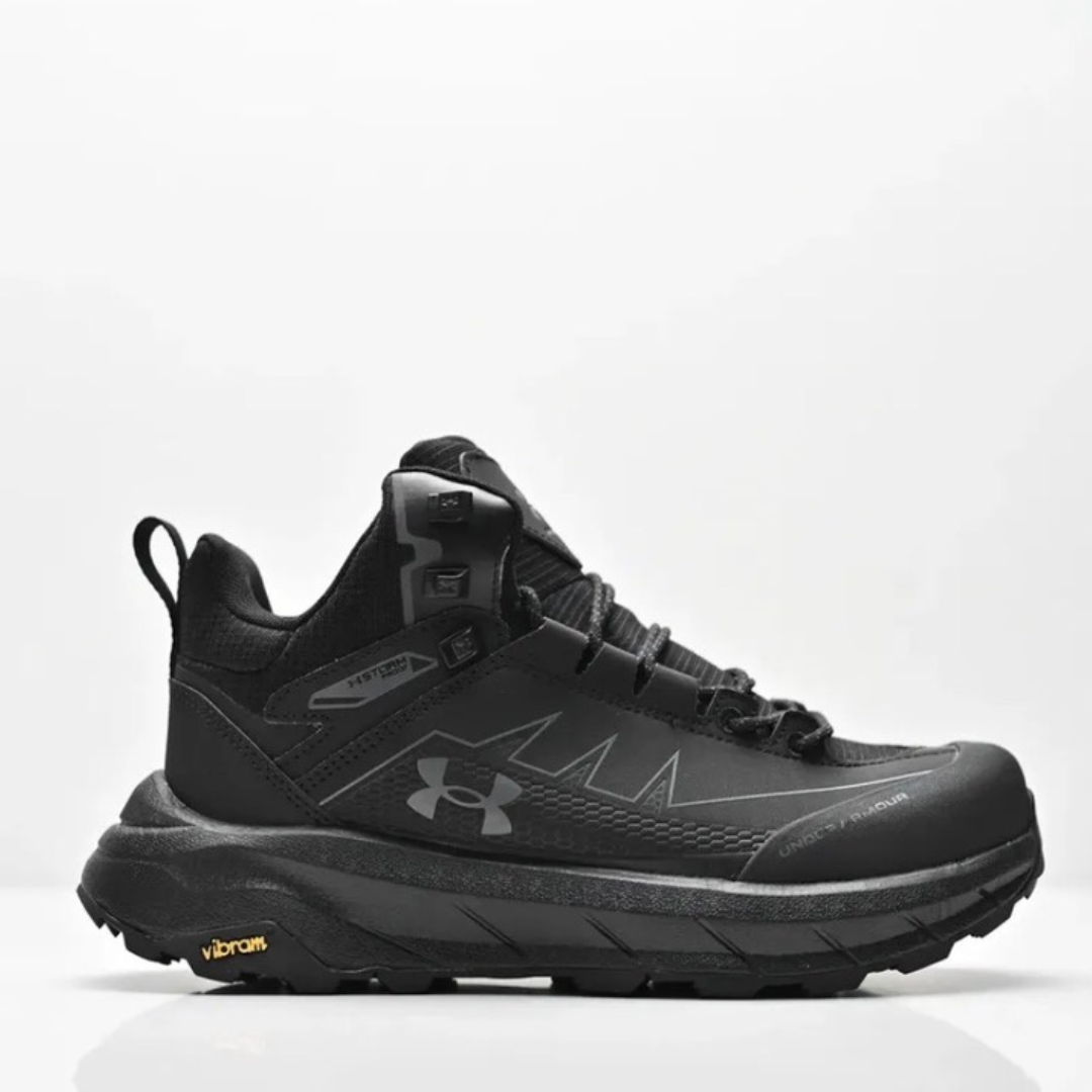 Bota teni tacticos ng
